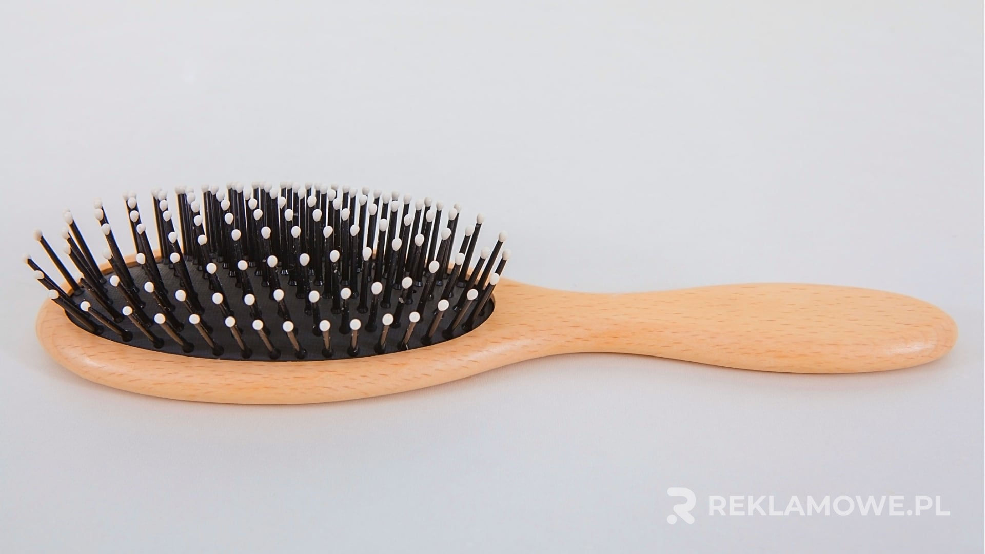 Innowacyjne technologie w produkcji szczotek reklamowych