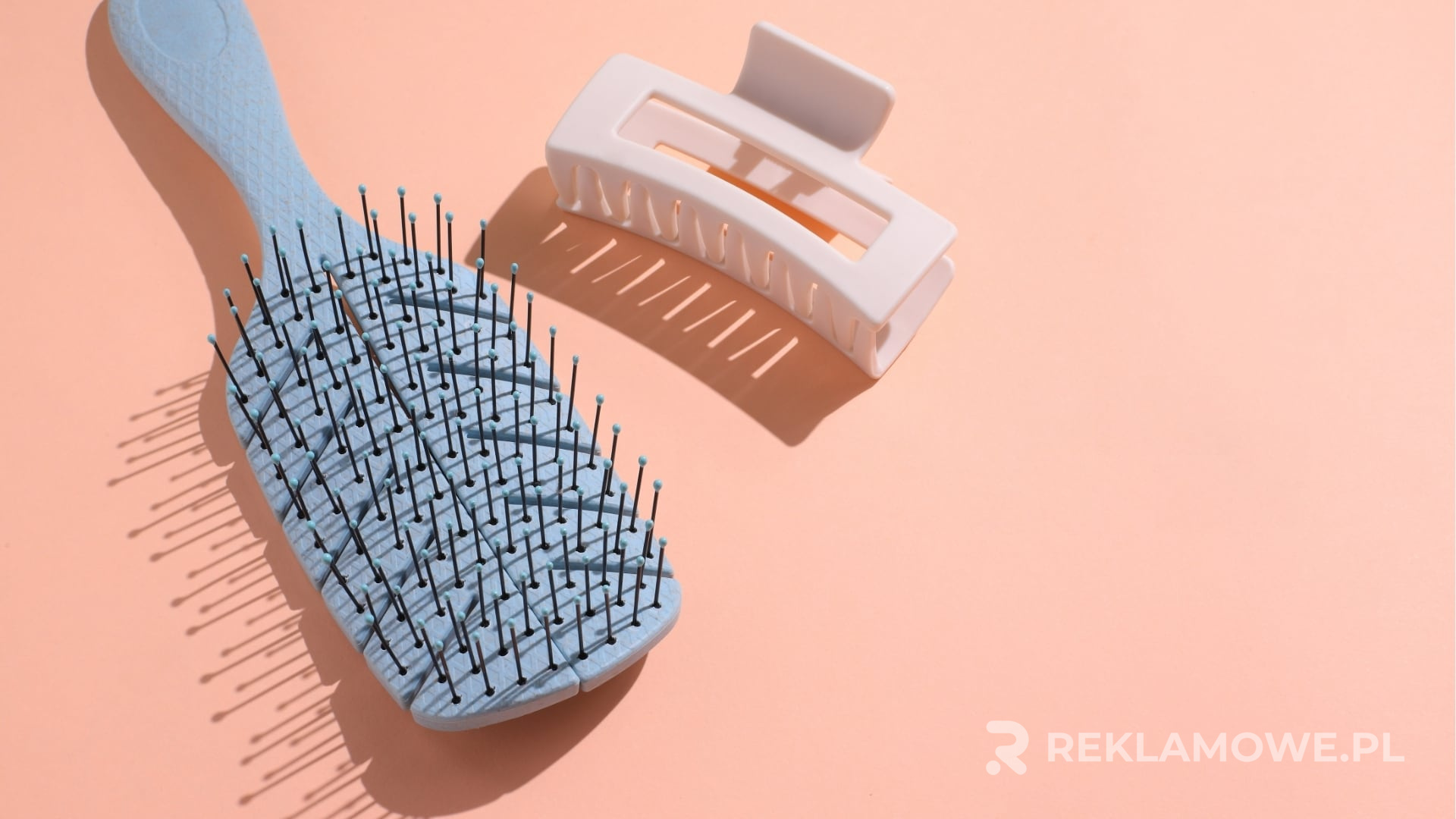 Szczotki reklamowe w różnych kolorach i rozmiarach